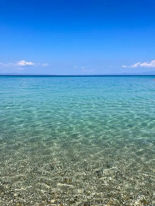 Paralia Homes Cheerful 2 Bedroom With Pool, Unit #1 Kriopigi 0*,  Yunanistan