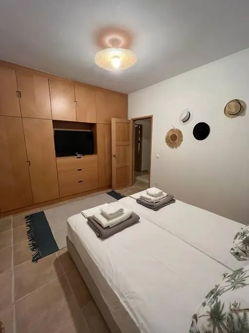 Paralia Homes Cheerful 2 Bedroom With Pool, Unit #1 Kriopigi 0*,