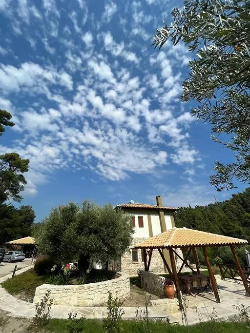Villa Paralia Homes Cheerful 2 Bedroom With Pool, Unit #1 Kriopigi