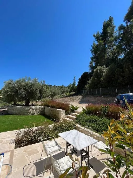 Paralia Homes Cheerful 2 Bedroom With Pool, Unit #1 Kriopigi